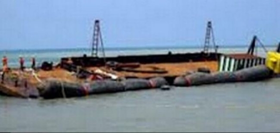 کیسه هوای نجات قایق شناور آچار کیسه هوای سیاه دریایی لاستیکی