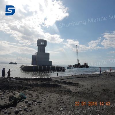 کیسه هوای لاستیکی سیاه مناسب برای سیستم تعلیق خودرو، ماشین آلات صنعتی و تجهیزات سنگین که نیاز به جذب ضربه دارند.